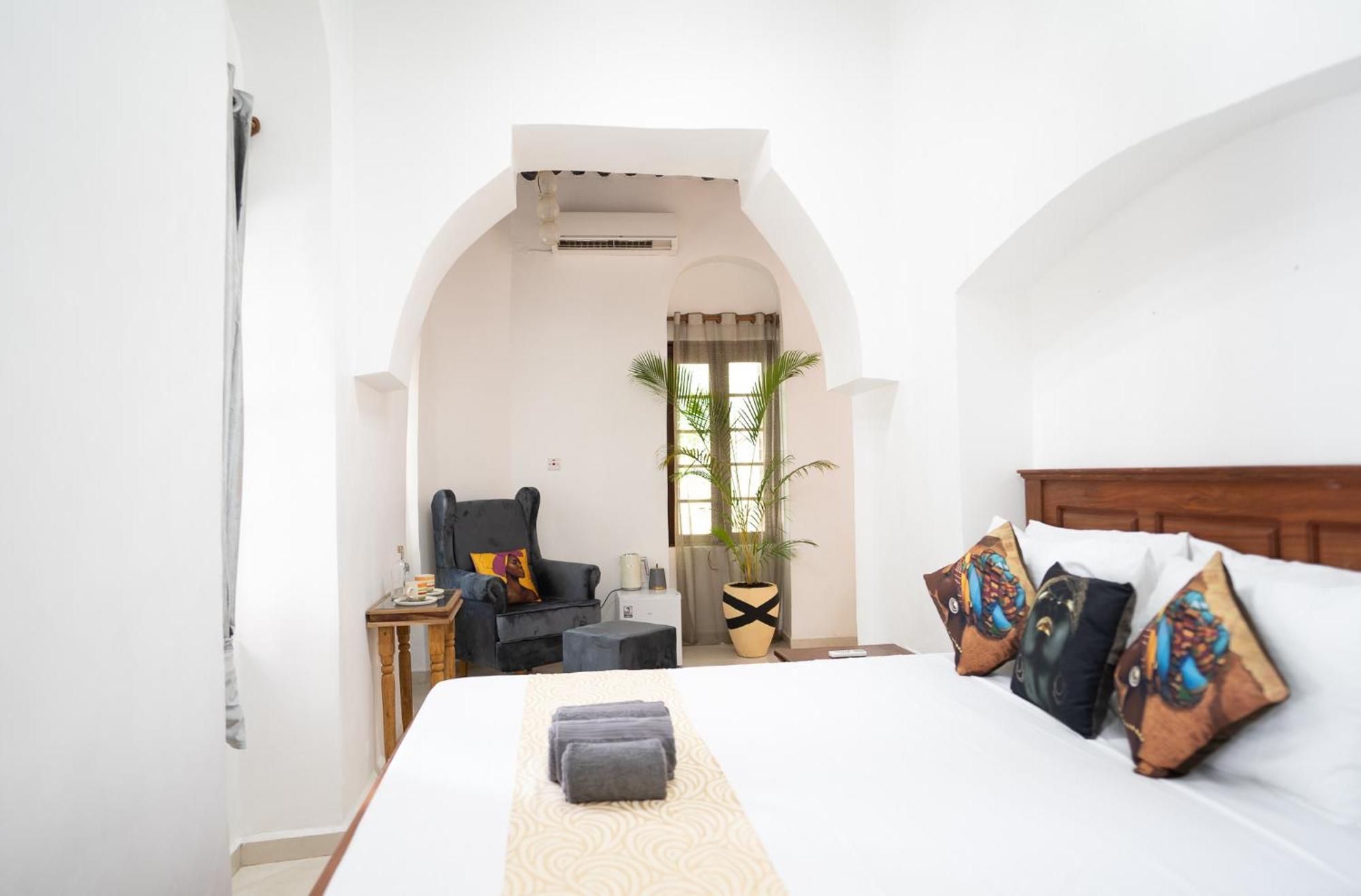Hotell Pili Pili Kahawa House