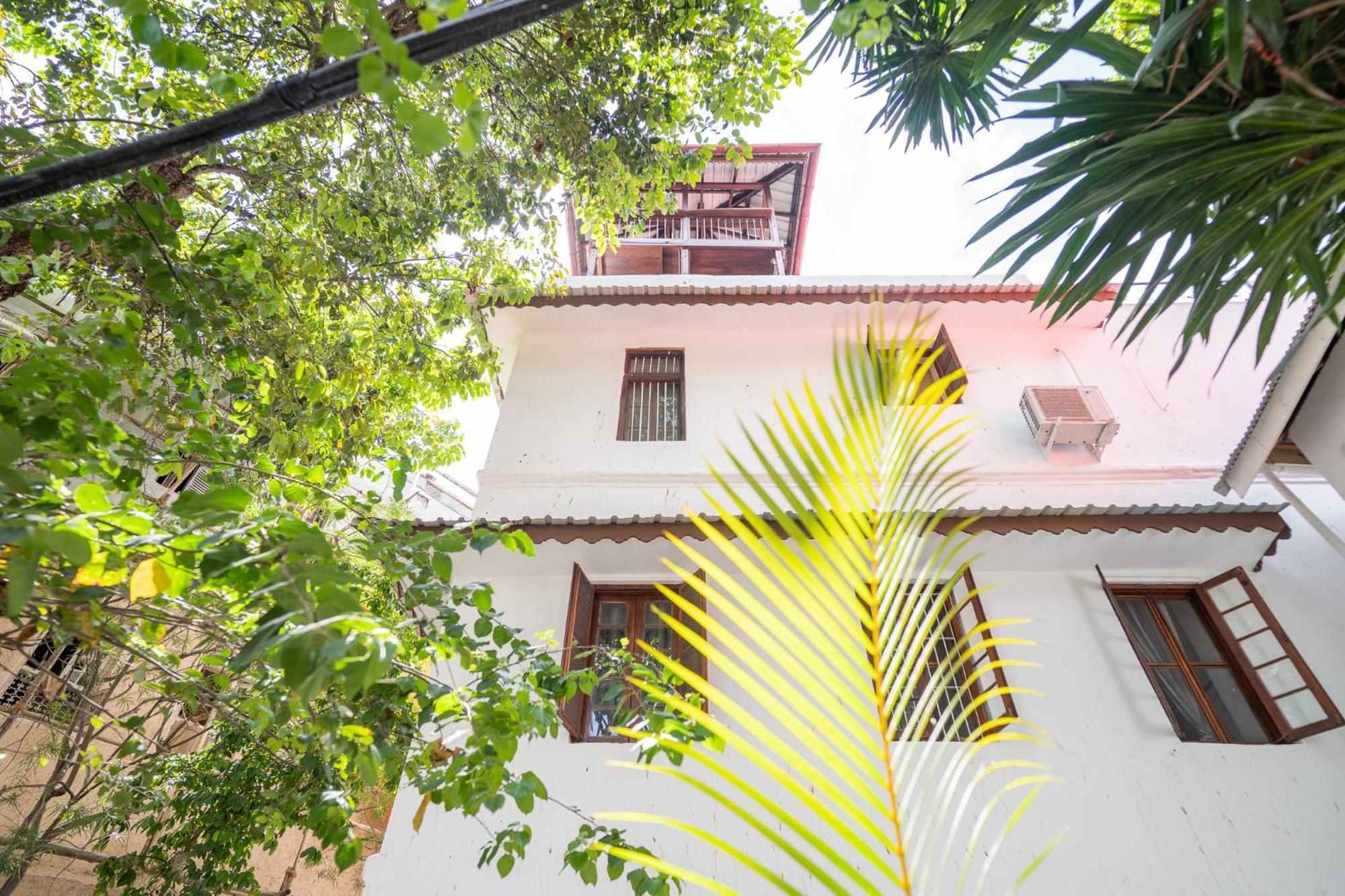 Hotell Pili Pili Kahawa House *