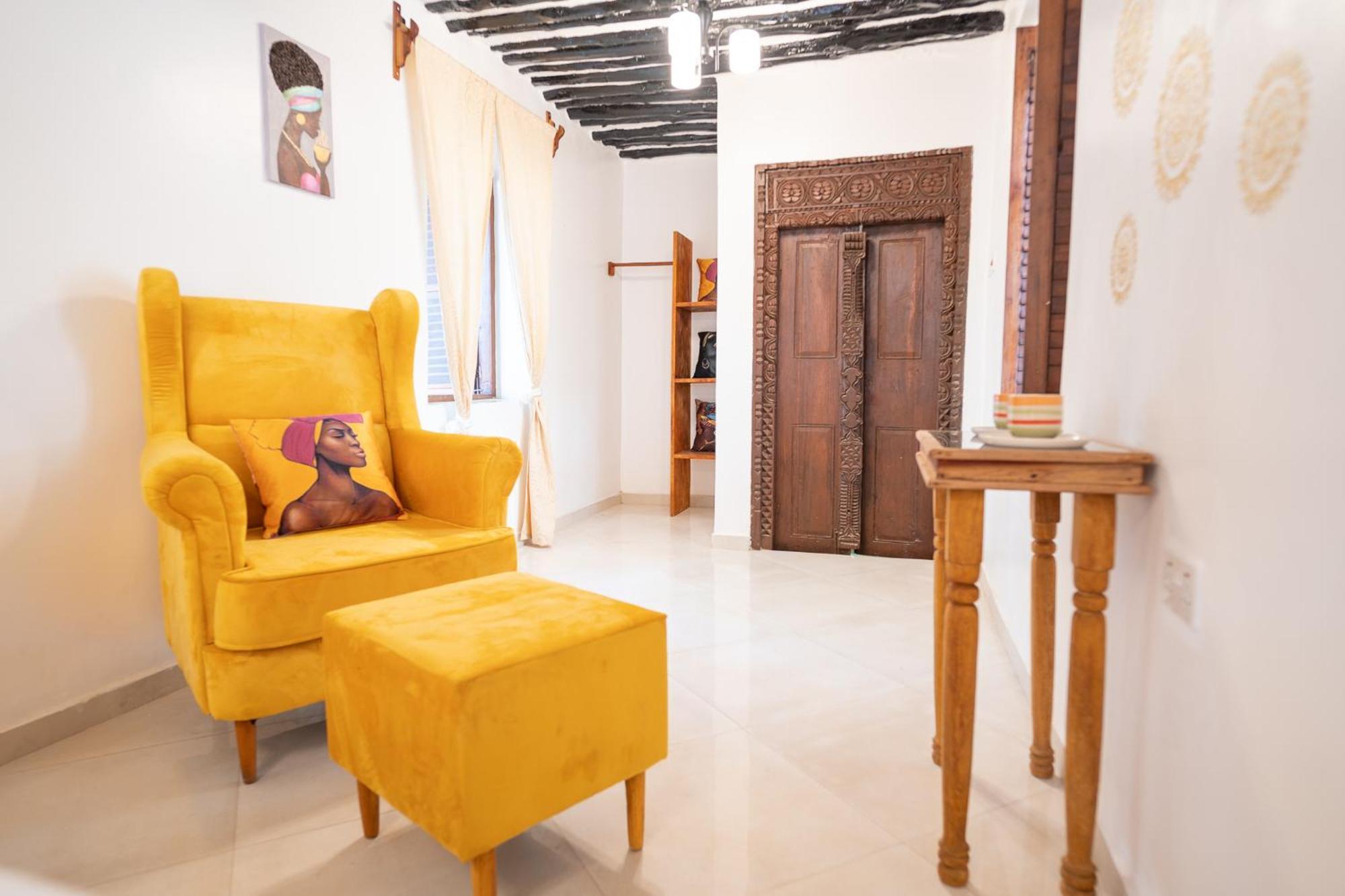 Hotell Pili Pili Kahawa House