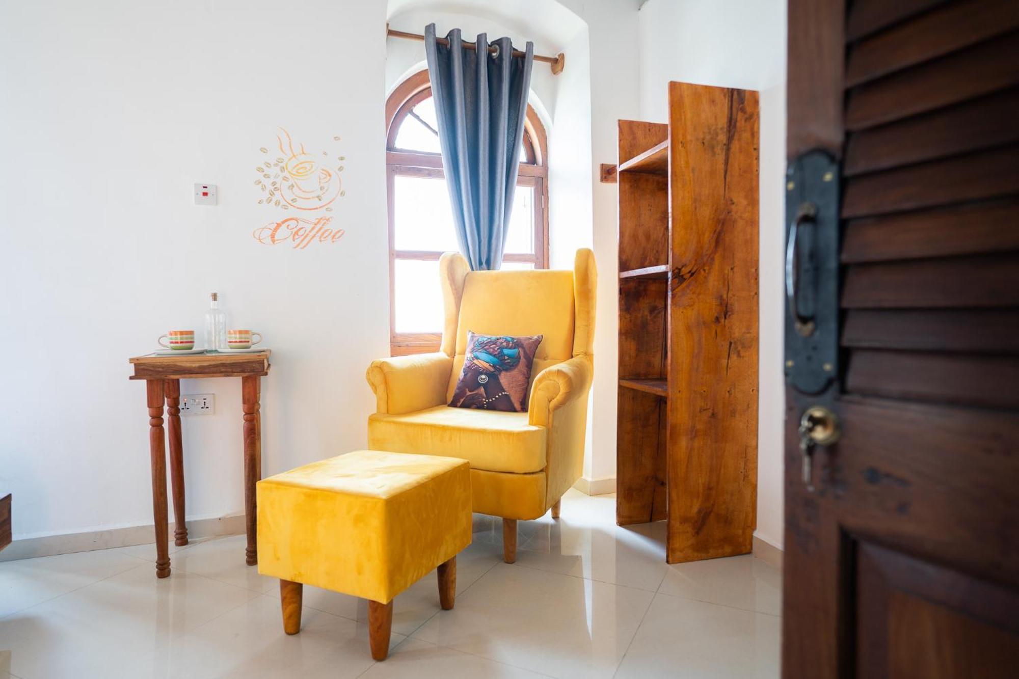 Hotell Pili Pili Kahawa House